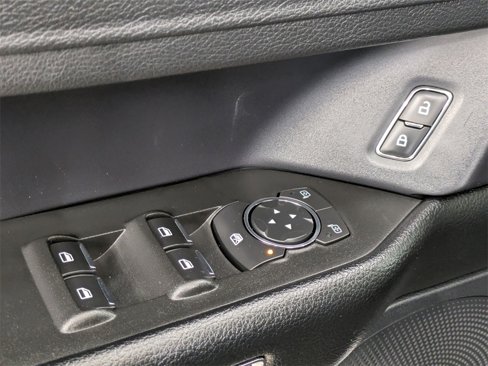 Used 2020 Ford Expedition XLT image 16