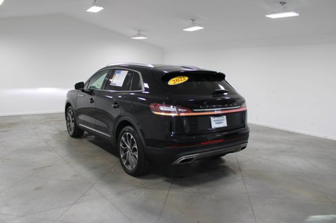 Used 2022 Lincoln Nautilus Reserve image 7