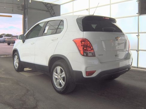 Used 2020 Chevrolet Trax LS w/ Tint and Cruise Package image 3