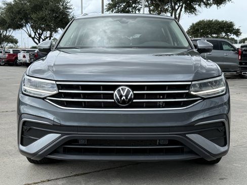 Used 2024 Volkswagen Tiguan Wolfsburg Edition image 10