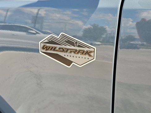 Used 2022 Ford Bronco Wildtrak image 33