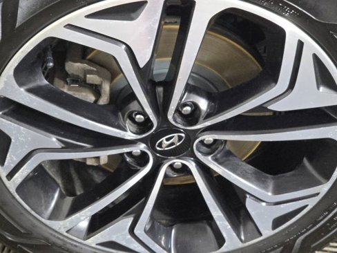 Used 2020 Hyundai Santa Fe Limited image 11