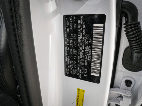Used 2016 Hyundai Genesis 3.8 w/ Option Group 02 image 35