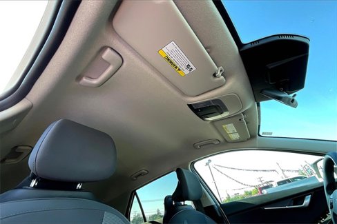 Used 2024 Kia Niro LX image 21