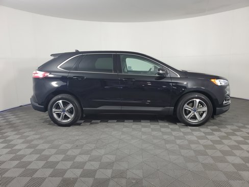 Used 2020 Ford Edge SEL w/ Convenience Package image 3