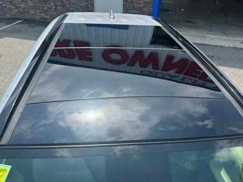 Used 2019 Toyota RAV4 Limited image 9
