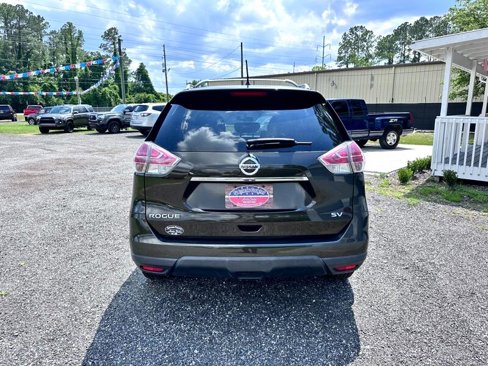 Used 2015 Nissan Rogue SV image 6