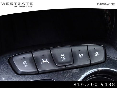 Used 2022 Chevrolet TrailBlazer RS image 30
