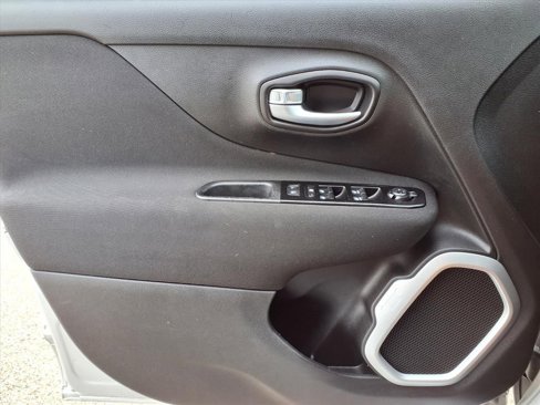Used 2020 Jeep Renegade Sport w/ Sport Appearance Group image 23