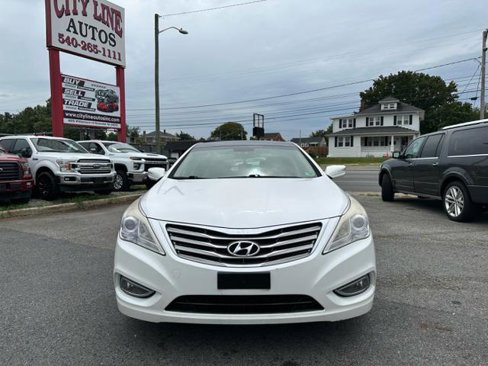 Used 2013 Hyundai Azera w/ Technology Pkg image 3