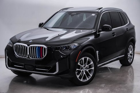 Used 2025 BMW X5 xDrive40i w/ Parking Assistance Package image 3
