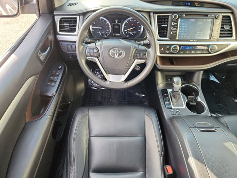 Used 2015 Toyota Highlander XLE image 13
