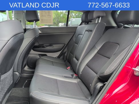 Used 2022 Kia Sportage EX image 35