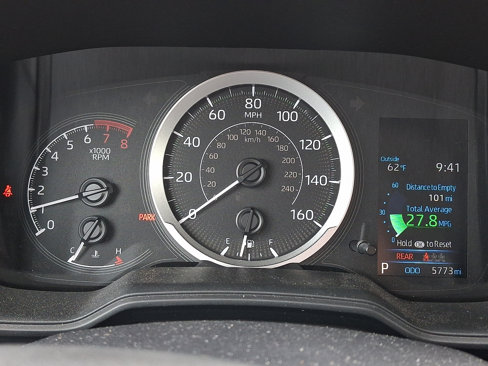 Used 2022 Toyota Corolla LE image 25