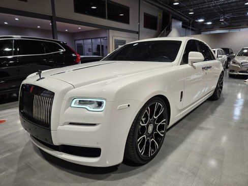 Used 2017 Rolls-Royce Ghost Black Badge image 3