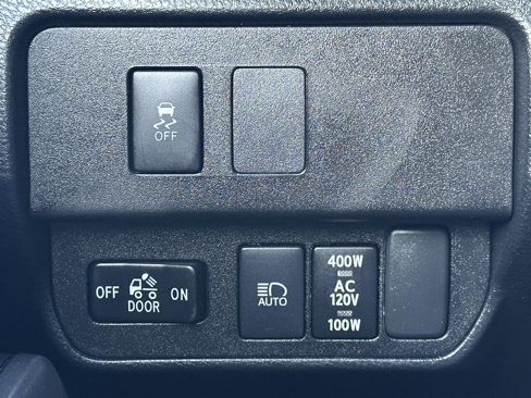 Used 2020 Toyota Tacoma TRD Off-Road image 42