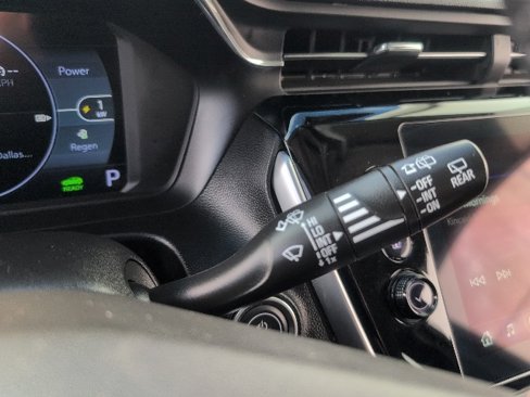 Used 2023 Chevrolet Bolt EUV LT w/ Comfort Package image 25