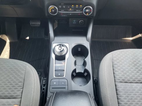Used 2021 Ford Escape SE w/ Cold Weather Package image 31