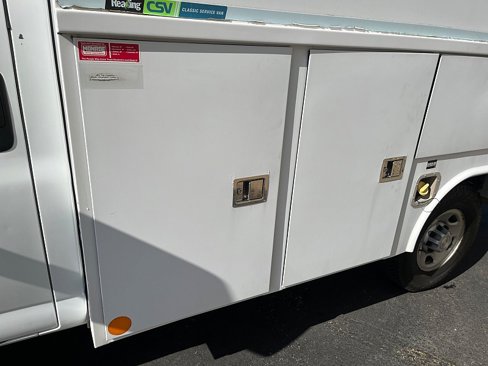 Used 2019 Chevrolet Express 3500 w/ Power Convenience Package image 14