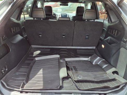 Used 2022 Ford Edge ST w/ Equipment Group 401A image 8