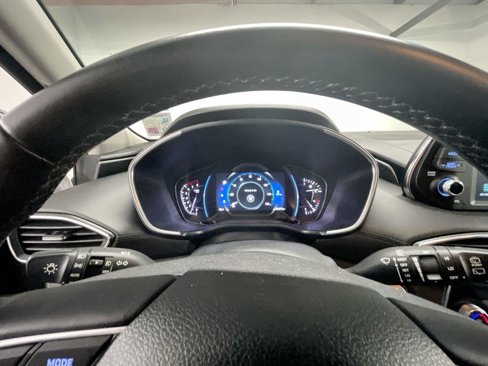 Used 2020 Hyundai Santa Fe SEL w/ Convenience Package image 11