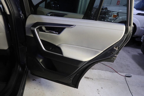 Used 2021 Toyota RAV4 XLE image 30