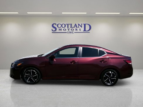 Used 2024 Nissan Sentra SV image 1