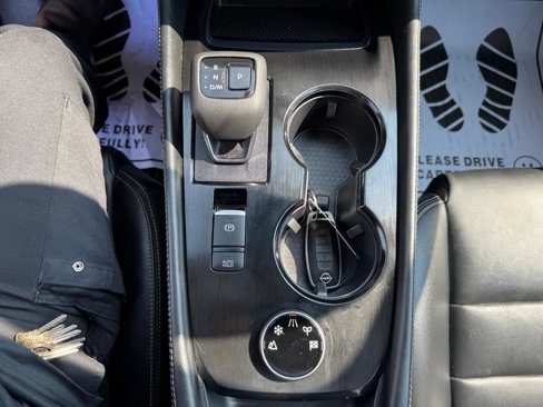 Used 2023 Nissan Rogue SL w/ SL Premium Package image 27