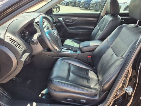 Used 2016 Nissan Altima 2.5 SL w/ 2.5 Technology Package image 4