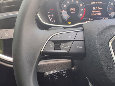 New 2025 Audi Q3 2.0T Premium image 13