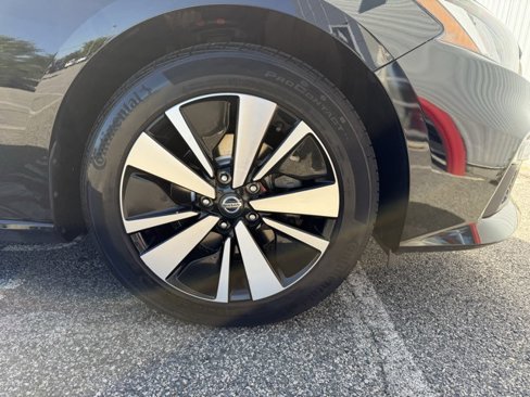 Used 2022 Nissan Altima 2.5 SV image 11