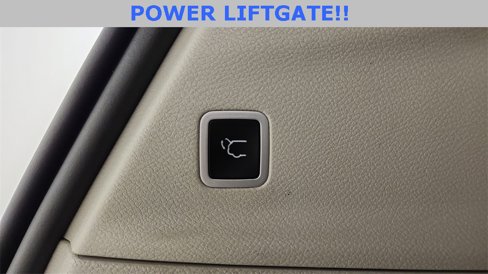 Used 2023 Chrysler Pacifica Touring-L image 22