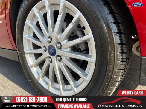 Used 2013 Ford C-MAX SEL image 11