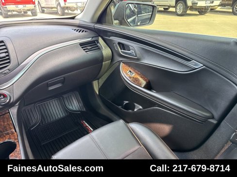 Used 2015 Chevrolet Impala LT w/ Convenience Package image 81