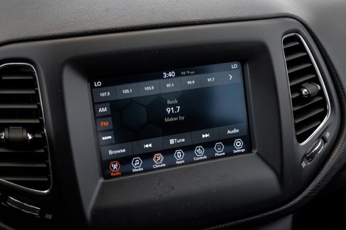 Used 2020 Jeep Compass Latitude w/ Cold Weather Group image 42