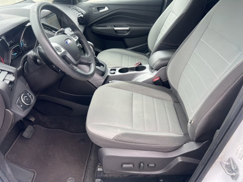 Used 2016 Ford Escape SE w/ Equipment Group 201A image 15