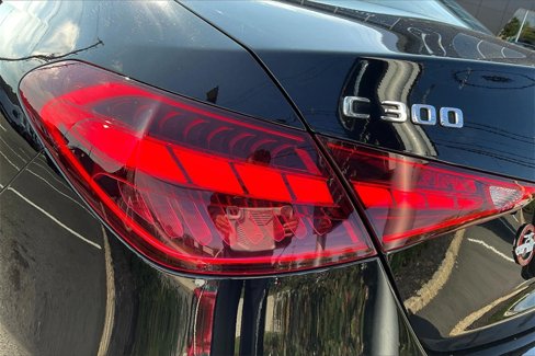Certified 2022 Mercedes-Benz C 300 4MATIC Sedan image 24
