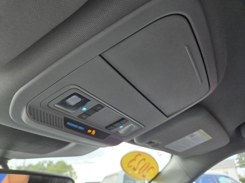 Used 2023 Ford Explorer XLT w/ Equipment Group 202A image 14