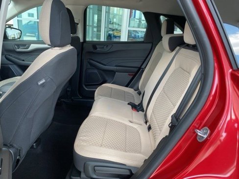 Certified 2022 Ford Escape SE image 13