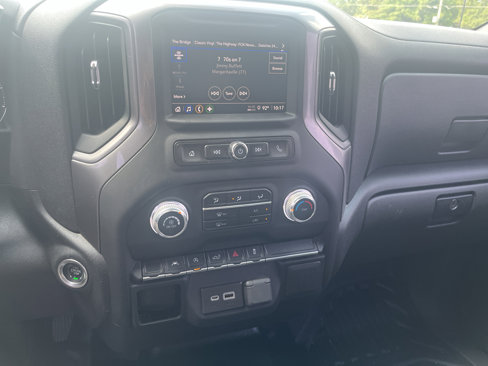 Used 2022 GMC Sierra 1500 Pro w/ Pro Value Package image 9
