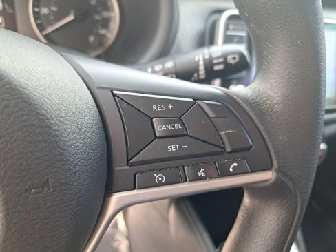 Used 2019 Nissan Kicks SV image 23