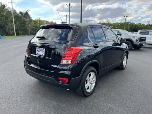 Used 2020 Chevrolet Trax LS image 8