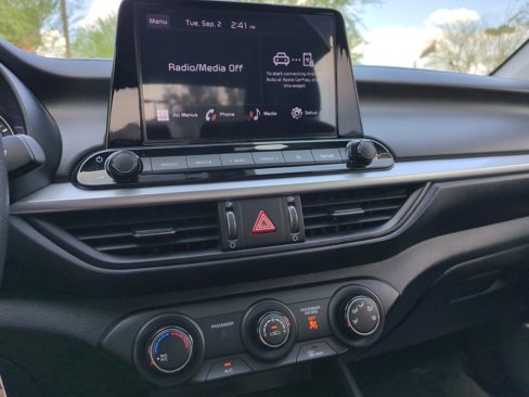 Used 2024 Kia Forte LXS w/ LXS Technology Package image 12