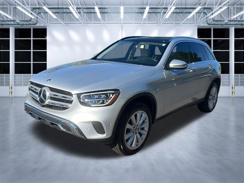 Used 2020 Mercedes-Benz GLC 300 image 3