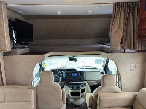 Used 2016 Ford E-450 and Econoline 450 Super Duty w/ Motorhome Prep Package image 16