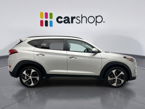 Used 2016 Hyundai Tucson Limited w/ Option Group 03 image 6
