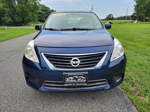 Used 2012 Nissan Versa SV image 3