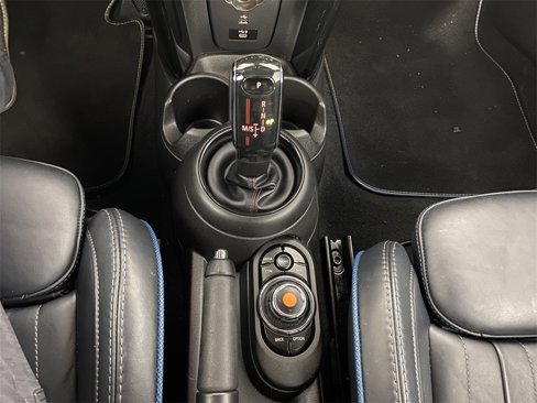 Used 2021 MINI Cooper S w/ Sidewalk Package image 33