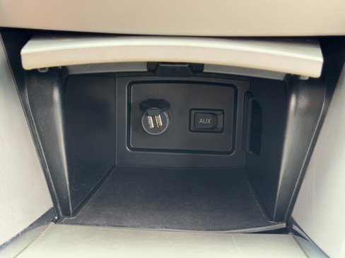Used 2010 Toyota Camry image 25