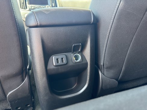 Used 2017 GMC Canyon SLE w/ SLE Convenience Package image 16
